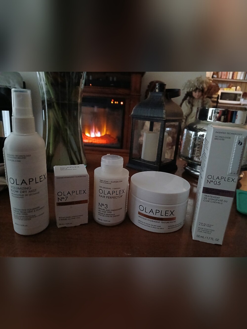 OLAPLEX Hair Perfector No.3 and Hydrating Masque – White and Brown Accents